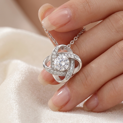 Pack Luxury: Rosa Eterna + Colgante Sorpresa a elegir